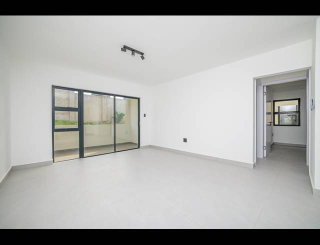 3 BEDROOM SECTIONAL TITLE FOR SALE IN RESERVOIR HILLS